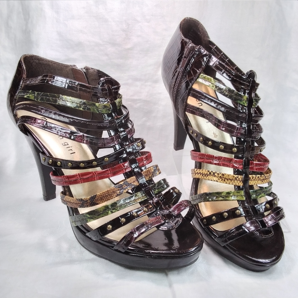 Madden Girl KickOff SANDALS Womens Size 9 Gladiator Strappy Heels Brown Multi